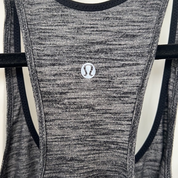 Lululemon tank top - Picture 3 of 3